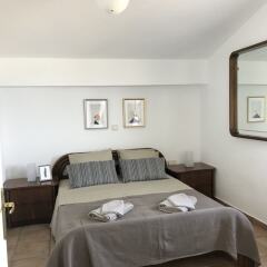 Отель Stunning sea-front maisonette Греция, Пефкохори - отзывы, цены и фото номеров - забронировать отель Stunning sea-front maisonette онлайн комната для гостей фото 2