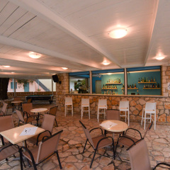 Отель Olive Grove Resort гостиничный бар