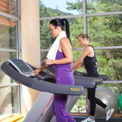 Отель Yastrebets Wellness & Spa Боровец фитнесс-зал фото 3