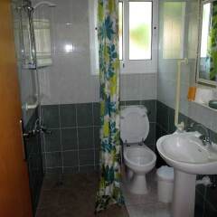 Отель Rododafni Villas ванная