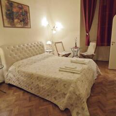 Отель Martindago B&B сейф в номере
