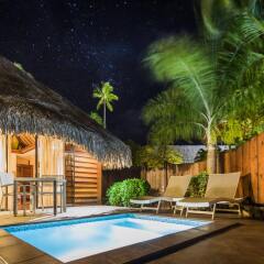 Отель Manava Beach Resort and Spa Moorea Французская Полинезия, Папеэте - отзывы, цены и фото номеров - забронировать отель Manava Beach Resort and Spa Moorea онлайн бассейн фото 3