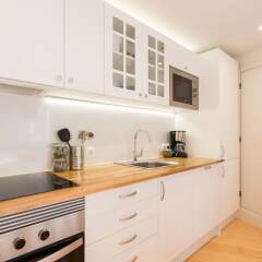 Апартаменты Alfama Cozy Two-Bedroom Apartment w/ River View - by LU Holidays в номере