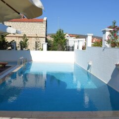 Lapis Port Surf Hotel Турция, Чешме - отзывы, цены и фото номеров - забронировать отель Lapis Port Surf Hotel онлайн бассейн