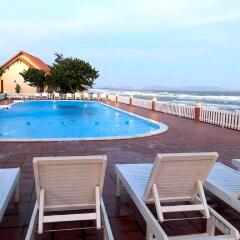Отель HaiDuong Intourco Resort Вьетнам, Вунгтау - отзывы, цены и фото номеров - забронировать отель HaiDuong Intourco Resort онлайн бассейн фото 3
