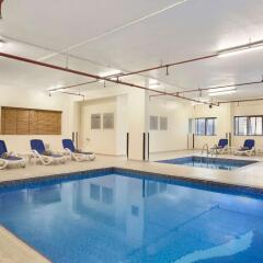 Отель Golden Sands Hotel Sharjah ОАЭ, Шарджа - 11 отзывов об отеле, цены и фото номеров - забронировать отель Golden Sands Hotel Sharjah онлайн бассейн