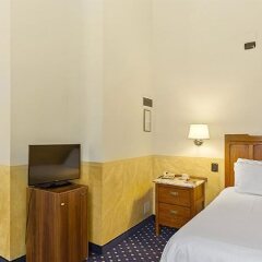 Hotel Roma E Rocca Cavour удобства в номере фото 2