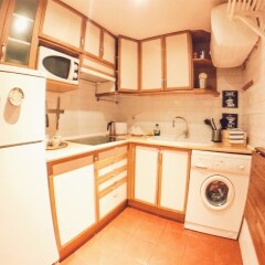 Отель Lollipop Flats City Centre Royal Suite Испания, Мадрид - отзывы, цены и фото номеров - забронировать отель Lollipop Flats City Centre Royal Suite онлайн в номере