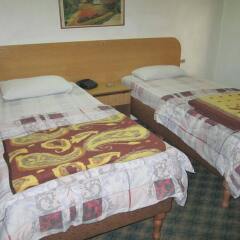 Asia Hotel комната для гостей