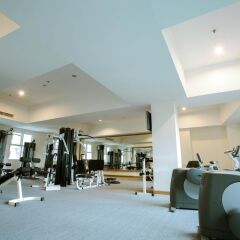 Апартаменты Hope Land Executive Serviced Apartment Бангкок фитнесс-зал
