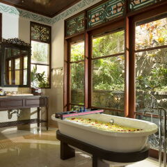 Отель Dwaraka The Royal Villas ванная