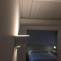 Отель Guest House Al Milion Италия, Венеция - отзывы, цены и фото номеров - забронировать отель Guest House Al Milion онлайн сейф в номере