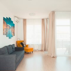 Гостиница Fenix Deluxe Apartment on Golubaya 5 в Сочи отзывы, цены и фото номеров - забронировать гостиницу Fenix Deluxe Apartment on Golubaya 5 онлайн комната для гостей фото 5