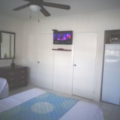 The Colony Club Inn & Suites in Nassau, Bahamas from 131$, photos, reviews - zenhotels.com guestroom photo 3