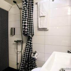 Mälardrottningen Hotel ванная фото 2