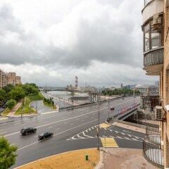 Апартаменты Enjoy Smolenskaia in central area балкон