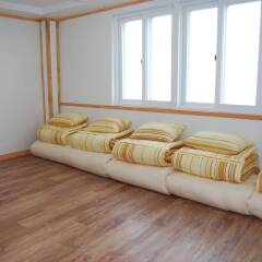 Отель Maru Guesthouse Yeongdeungpo комната для гостей фото 2