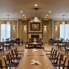 Отель Best Western Premier Calgary Plaza Hotel & Conference Centre Канада, Калгари - отзывы, цены и фото номеров - забронировать отель Best Western Premier Calgary Plaza Hotel & Conference Centre онлайн питание фото 3