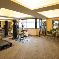 Hotel Riverview Taipei фитнесс-зал