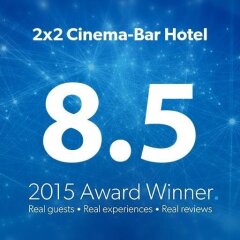 2x2 Cinema-Bar Hotel & Tours городской автобус