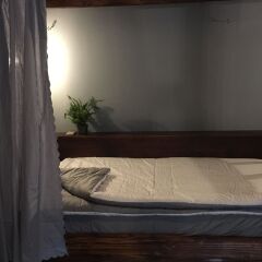 Coco Hostel Bar сейф в номере