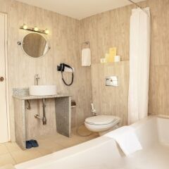Отель Timber House Непал, Катманду - отзывы, цены и фото номеров - забронировать отель Timber House онлайн ванная