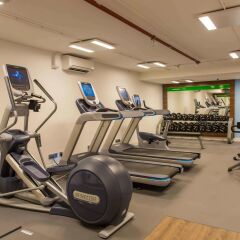 Отель Hampton by Hilton Amsterdam Centre East фитнесс-зал