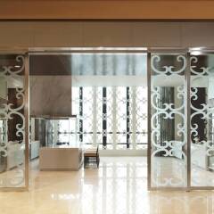 Отель The St. Regis Bangkok фитнесс-зал фото 2