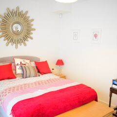 Отель Bermondsey 2 Bedroom Flat With Garden Великобритания, Лондон - отзывы, цены и фото номеров - забронировать отель Bermondsey 2 Bedroom Flat With Garden онлайн комната для гостей