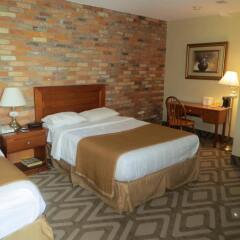 Отель Howard Johnson Hotel Yorkville Канада, Торонто - отзывы, цены и фото номеров - забронировать отель Howard Johnson Hotel Yorkville онлайн комната для гостей фото 2