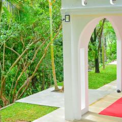 Отель Ovitiyas Bandarawela фитнесс-зал