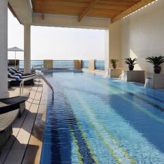 Апартаменты Marriott Executive Apartments Dubai, Al Jaddaf бассейн фото 3