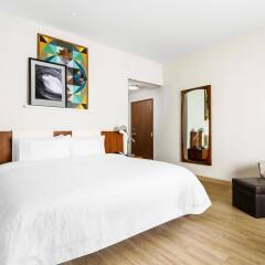 Отель Hampton Inn & Suites Santa Monica США, Санта-Моника - отзывы, цены и фото номеров - забронировать отель Hampton Inn & Suites Santa Monica онлайн комната для гостей фото 2