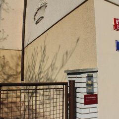 Отель Pension Hanspaulka парковка