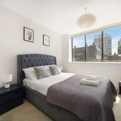 Апартаменты Cosy 2 bedroom Apartment in Central London City Stay комната для гостей фото 2