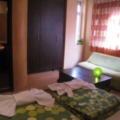 Отель Elegance Hostel and Guesthouse Болгария, София - отзывы, цены и фото номеров - забронировать отель Elegance Hostel and Guesthouse онлайн комната для гостей фото 3