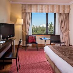 Отель Radisson Blu Park Hotel, Athens Греция, Афины - 1 отзыв об отеле, цены и фото номеров - забронировать отель Radisson Blu Park Hotel, Athens онлайн комната для гостей фото 5