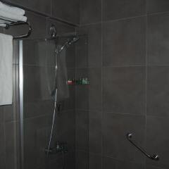 Yunus Hotel ванная