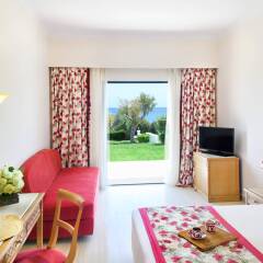 Отель Mitsis Rodos Maris Resort & Spa - All Inclusive комната для гостей