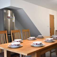 Отель Modern Open Plan 5 Bedroom Home With Garden Брайтон питание
