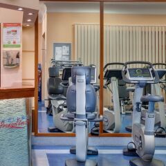 Отель Danubius Health Spa Resort Nové Lázne Чехия, Марианске-Лазне - 1 отзыв об отеле, цены и фото номеров - забронировать отель Danubius Health Spa Resort Nové Lázne онлайн фитнесс-зал фото 3