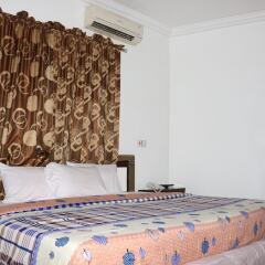 Отель Phisbond Hotels комната для гостей фото 5