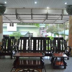 Hoa Cuong Hotel фитнесс-зал