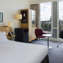 DoubleTree by Hilton Hotel Amsterdam Centraal Station комната для гостей