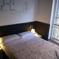 Отель Hostal Q Испания, Барселона - отзывы, цены и фото номеров - забронировать отель Hostal Q онлайн комната для гостей фото 5