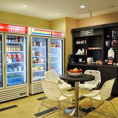 Отель Candlewood Suites Bay City питание