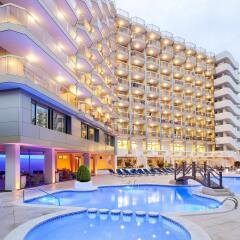Отель Beverly Park & Spa Испания, Бланес - 10 отзывов об отеле, цены и фото номеров - забронировать отель Beverly Park & Spa онлайн бассейн