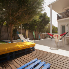 Отель Хостел Ericeira Chill Hill Hostel & Private Rooms Португалия, Мафра - отзывы, цены и фото номеров - забронировать отель Хостел Ericeira Chill Hill Hostel & Private Rooms онлайн бассейн фото 2