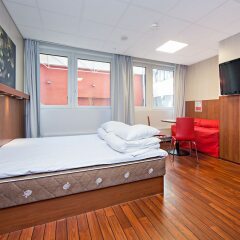 Отель Omena Hotel Yrjonkatu Финляндия, Хельсинки - 9 отзывов об отеле, цены и фото номеров - забронировать отель Omena Hotel Yrjonkatu онлайн комната для гостей фото 3