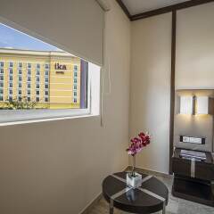iu Hotel Luanda Talatona в номере